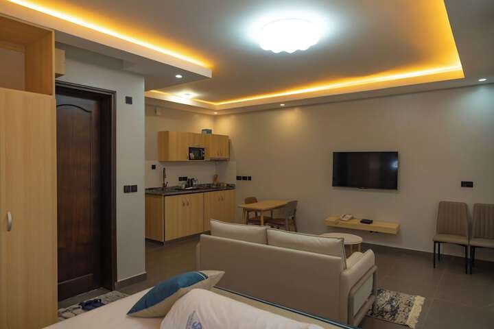 Room 12 of 35