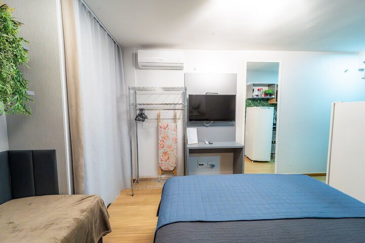 Room 27 of 197