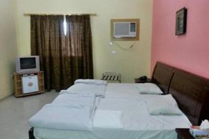 Suite 2 of 5