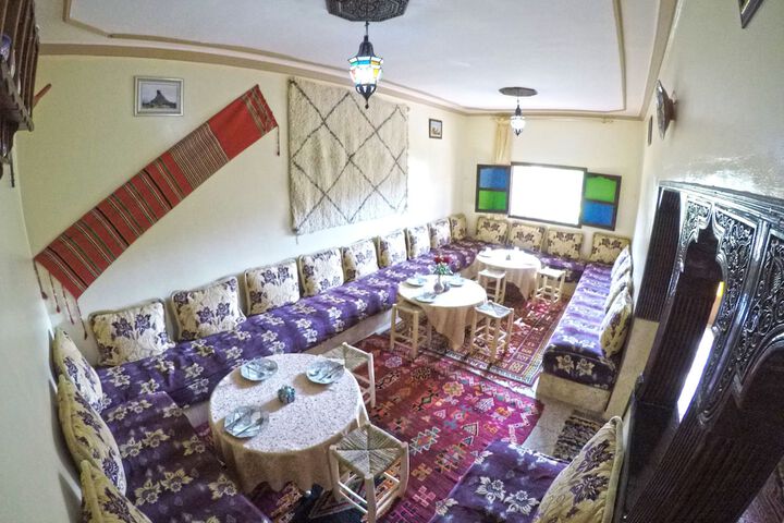 Dining 7 of 23