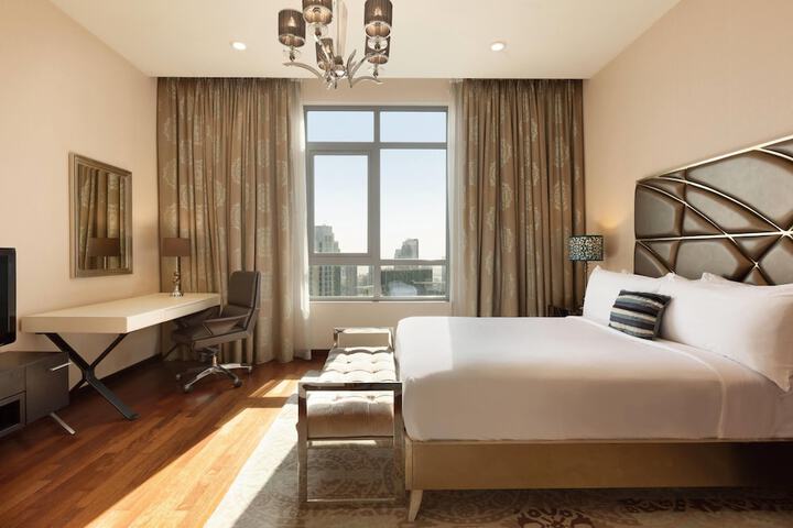 Room 75 of 179