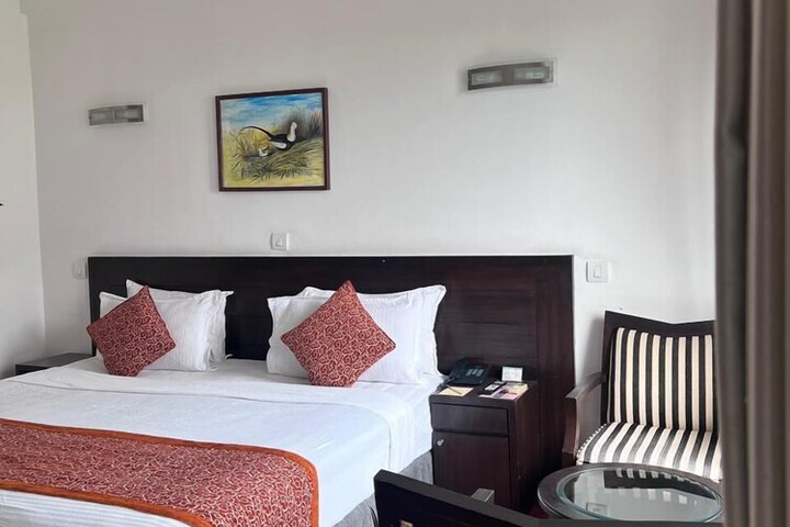 Room 10 of 73
