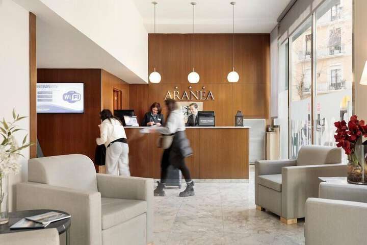 Guest Lobby