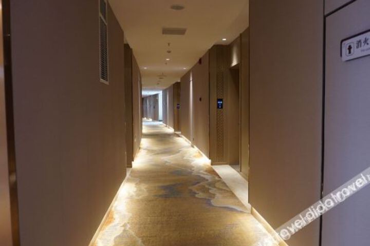 Hotel Interior 17 of 28