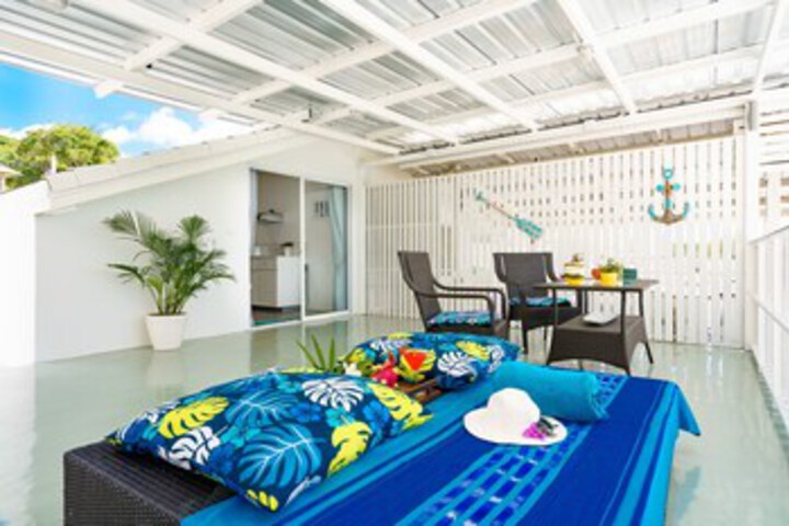 Terrace/Patio 16 of 17