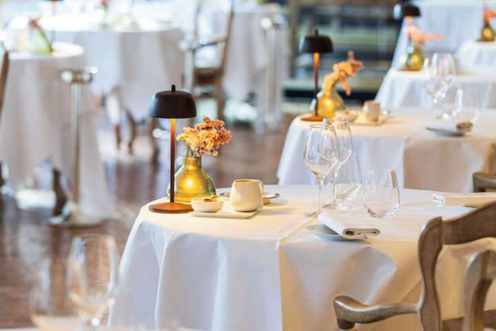Dining 85 of 146