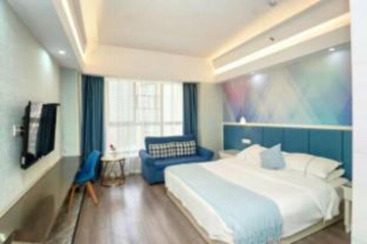 Room 21 of 23