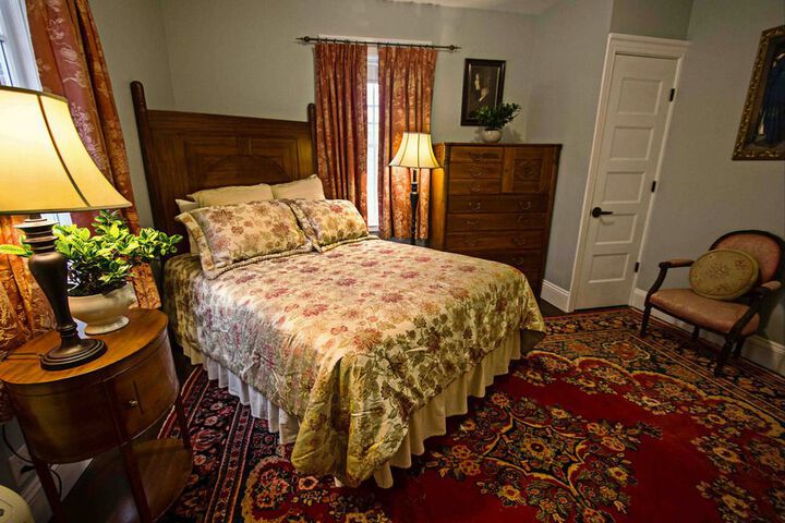 Room 34 of 75
