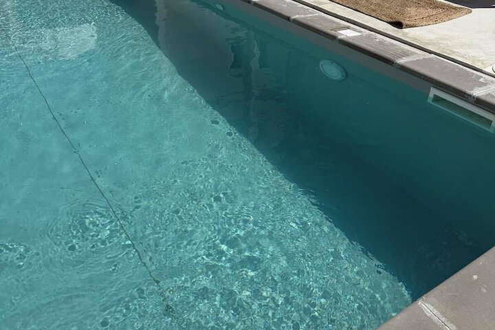 Pool 14 of 24