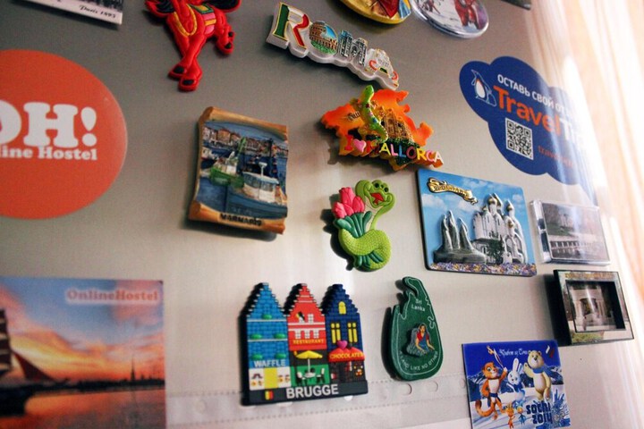 Room 25 of 43