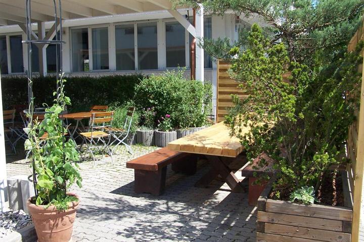Photo 11