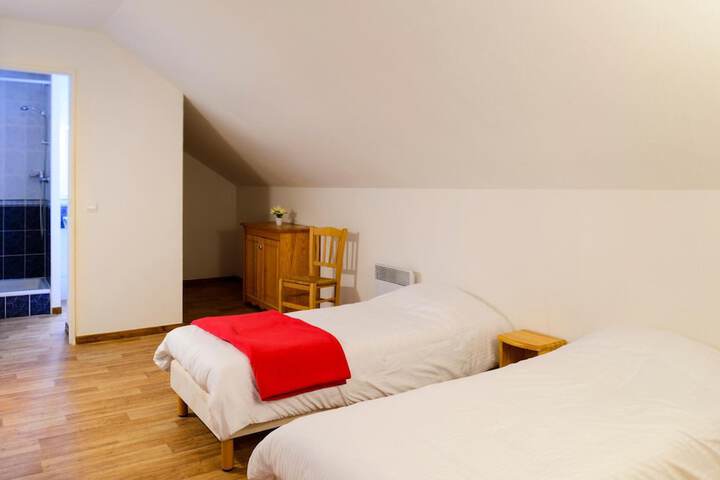 Room 11 of 41
