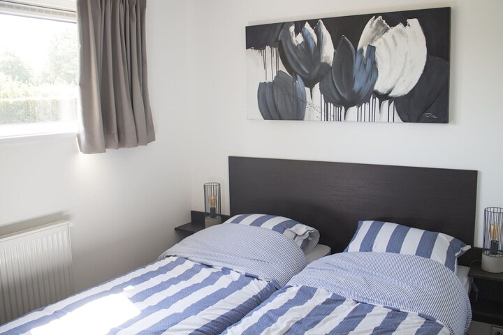 Room 4 of 39