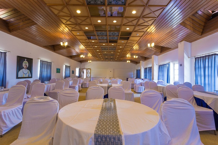 Ballroom/Hall 58 of 83