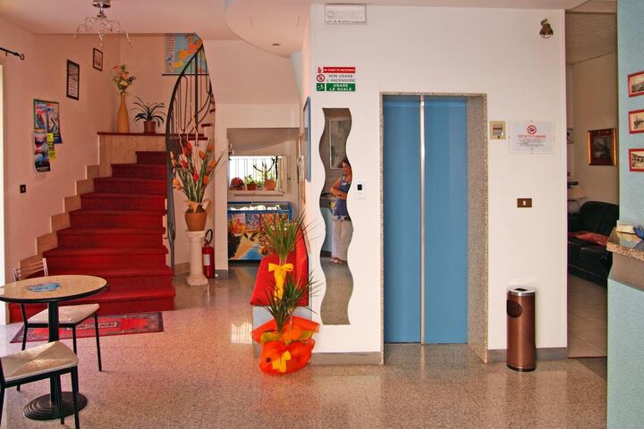 Hotel Interior 6 of 66