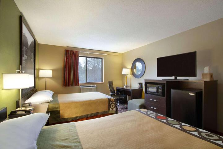 2 Double Beds (5 of 6)