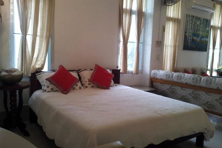 Room 21 of 150