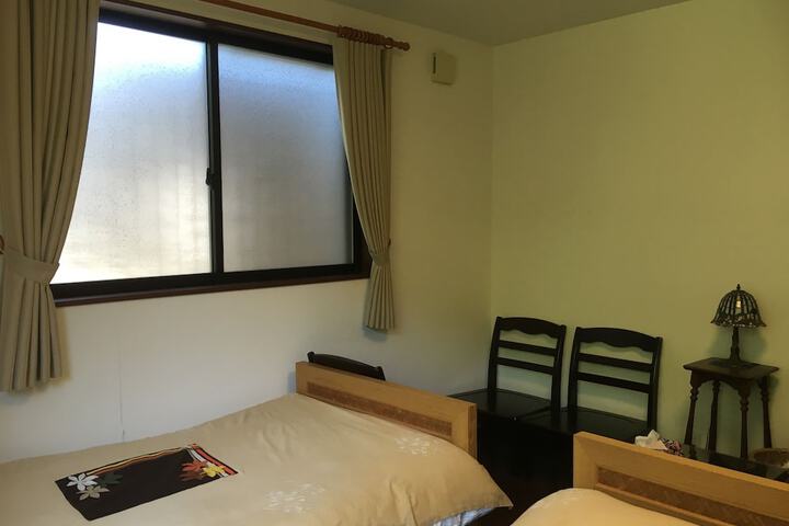 Room 15 of 66