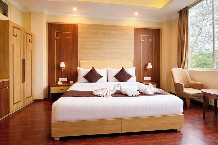 Room 15 of 37