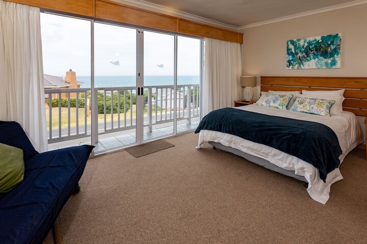 Room 4 of 47