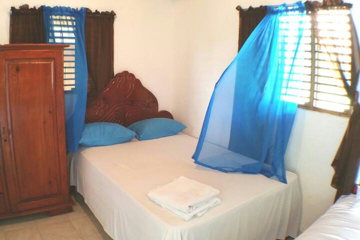 Room 5 of 22