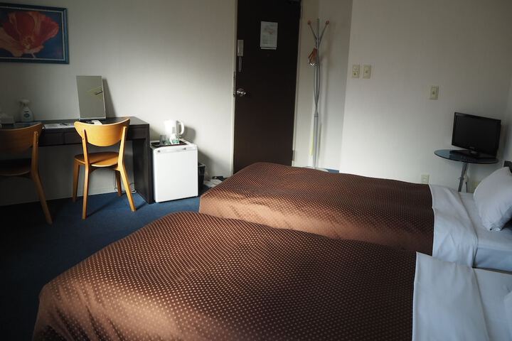Room 25 of 46