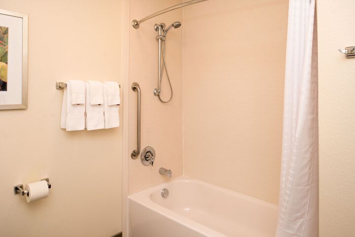 Room 28 of 53