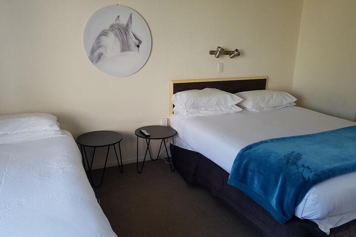 Room 15 of 37