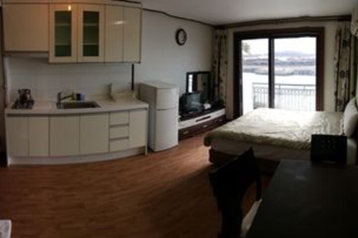 Room 21 of 39