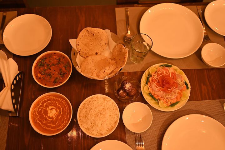 Dining 40 of 66