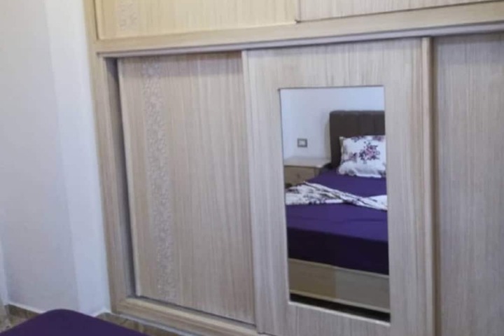 Room 3 of 10