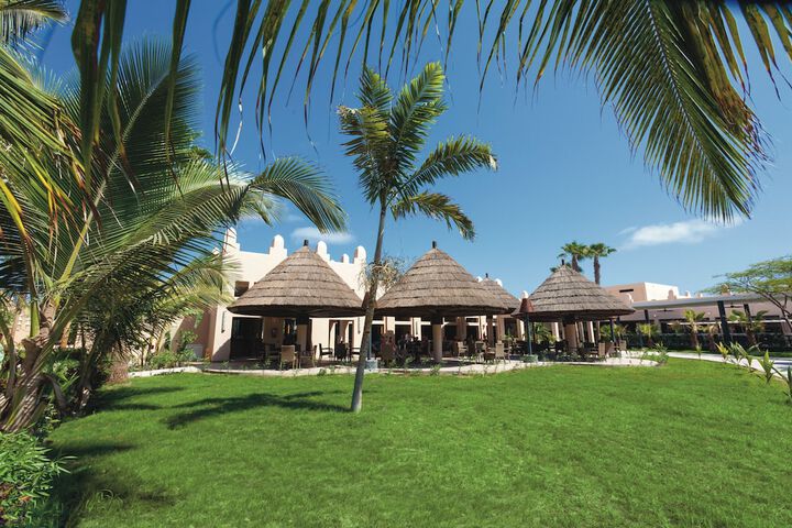 Hotel Exterior 34 of 36