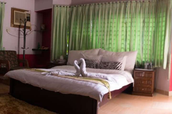 Room 26 of 144