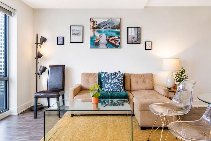 Room 12 of 21