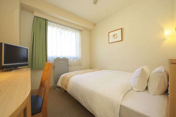Room 10 of 41