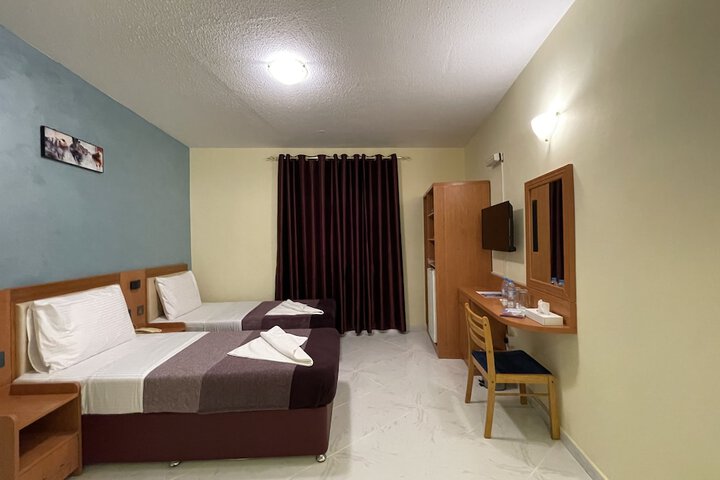 Room 55 of 103