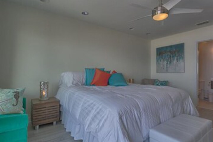 Room 56 of 66
