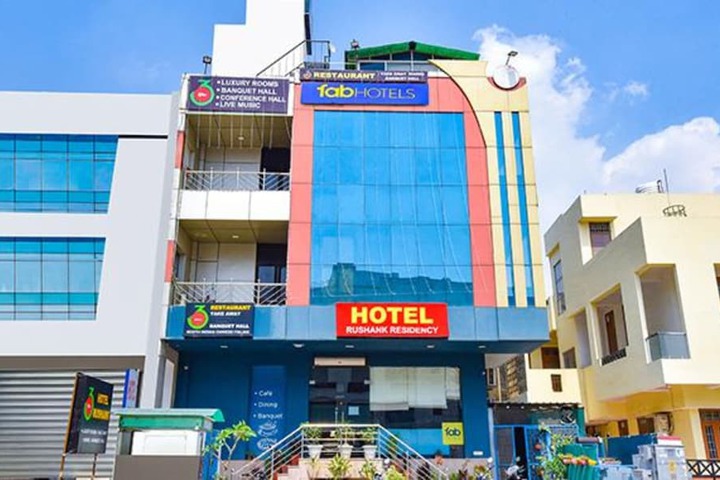 Fabhotel Rushank Residency