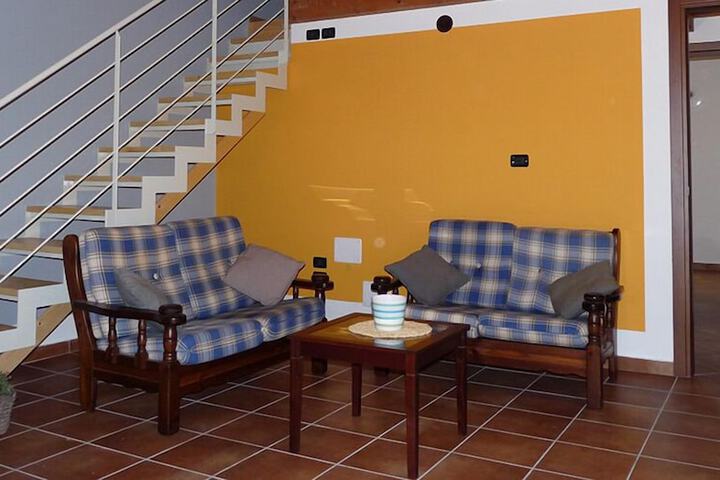 Room 7 of 8