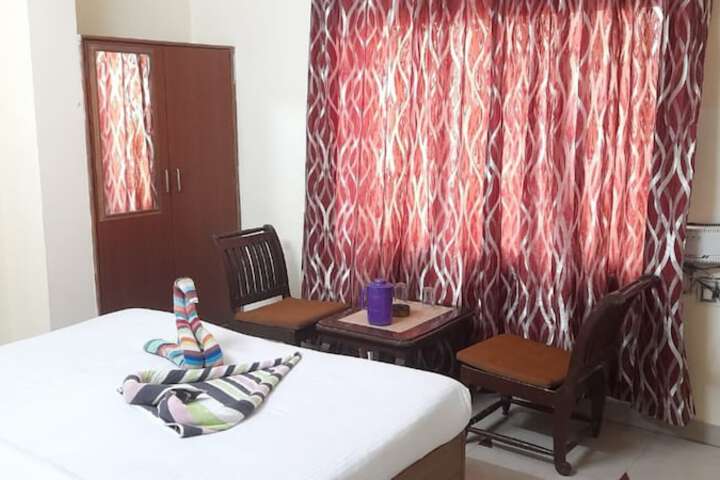 Room 21 of 32