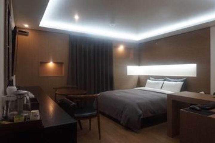 Suite Room