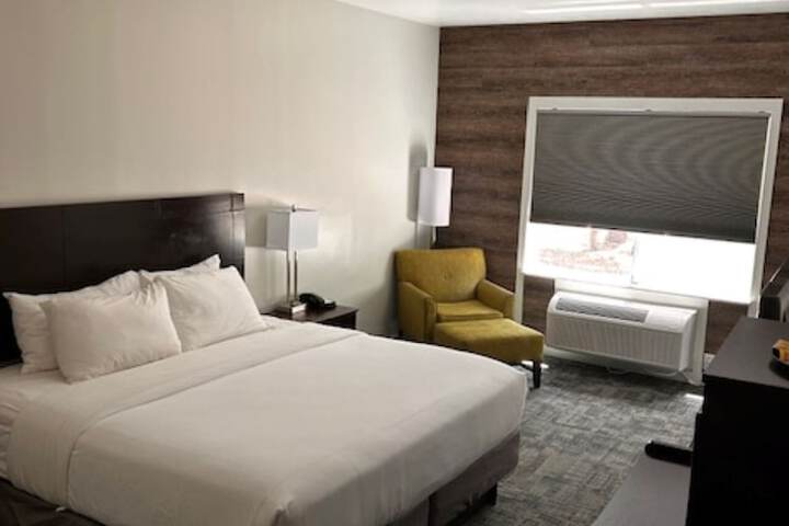 Room 18 of 38