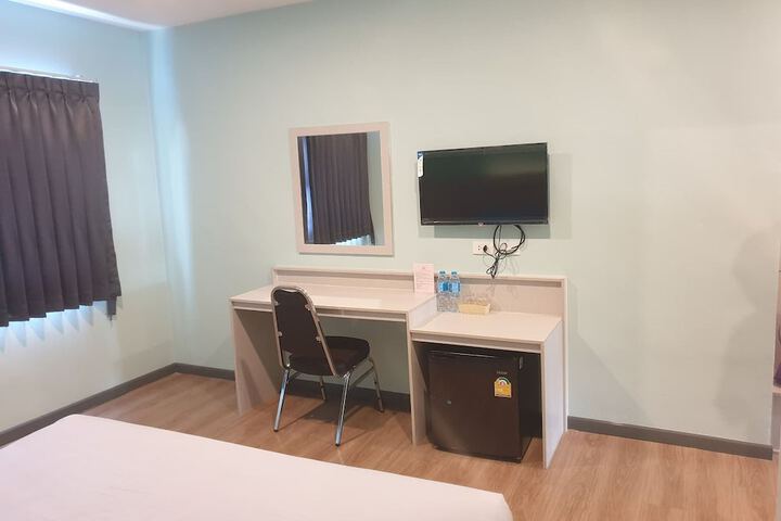 Room 5 of 23