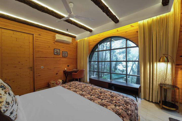 Room 75 of 297