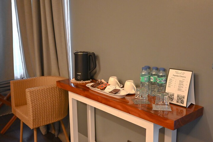 Room 16 of 42