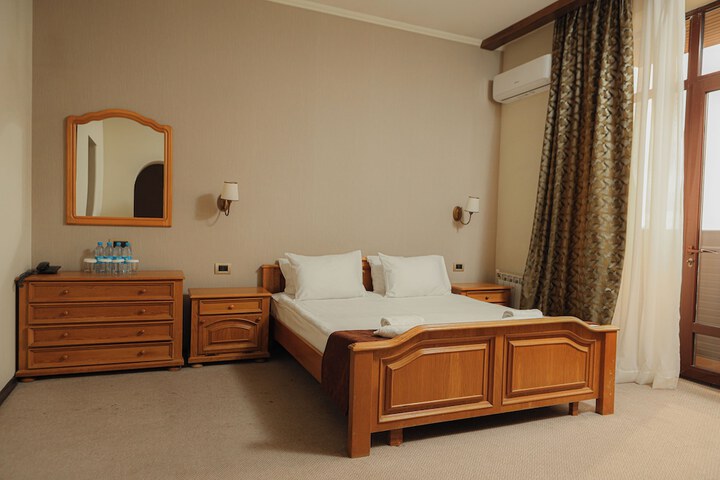 Room 23 of 60