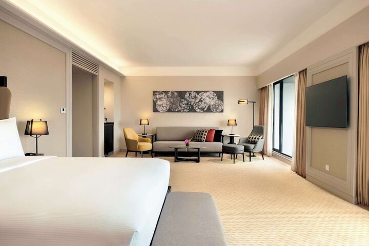 Room 37 of 106