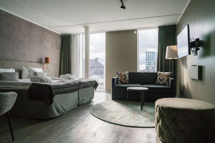 Room 47 of 126