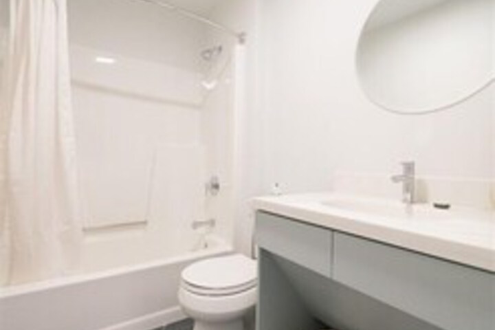 Room 298 of 510
