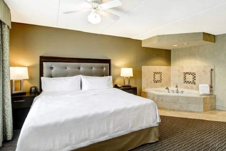 Room 5 of 46